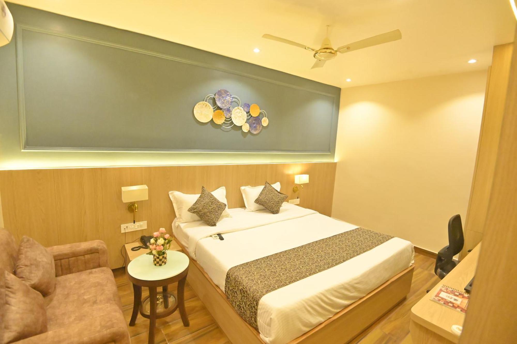 Hotel Jk Palace Allāhābād Junction 外观 照片